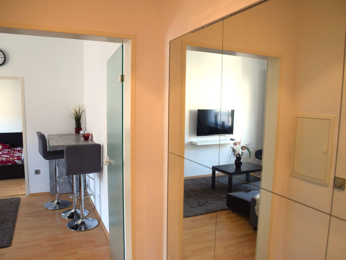 Bedroom 4, Cosy Apartment in Oberhausen With Balcony, Oberhausen