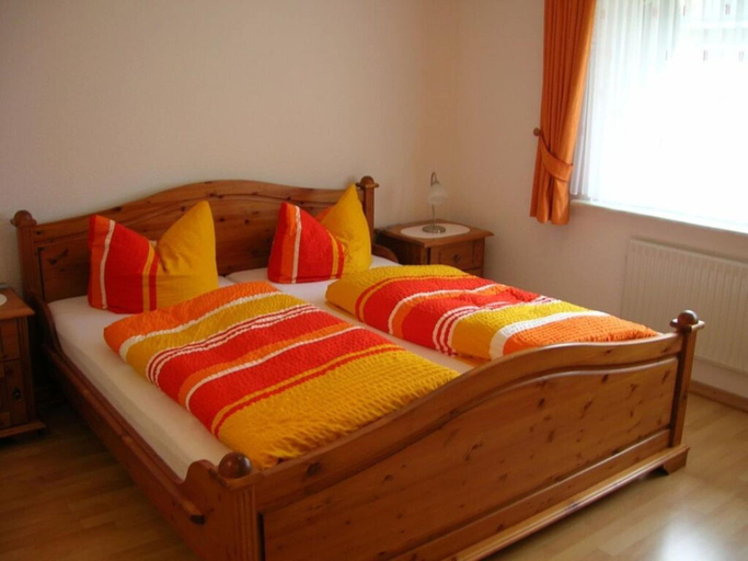 Room 5, A in Haus Seewind Comfortable Vacation Home, Nordfriesland