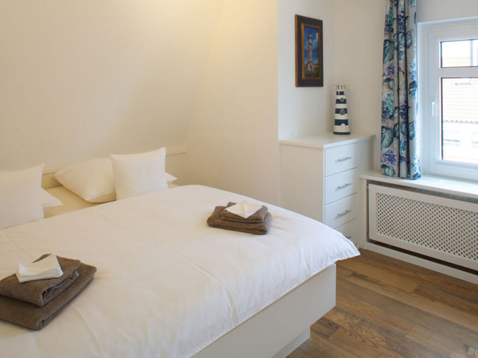Bedroom 3, Penthuus Modern Retreat, Aurich