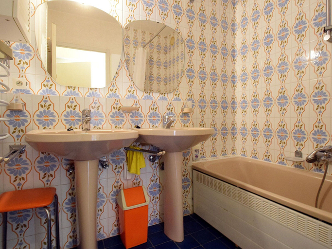 Bathroom 4, Apartment in De Haan Near the Beach, West-Vlaanderen