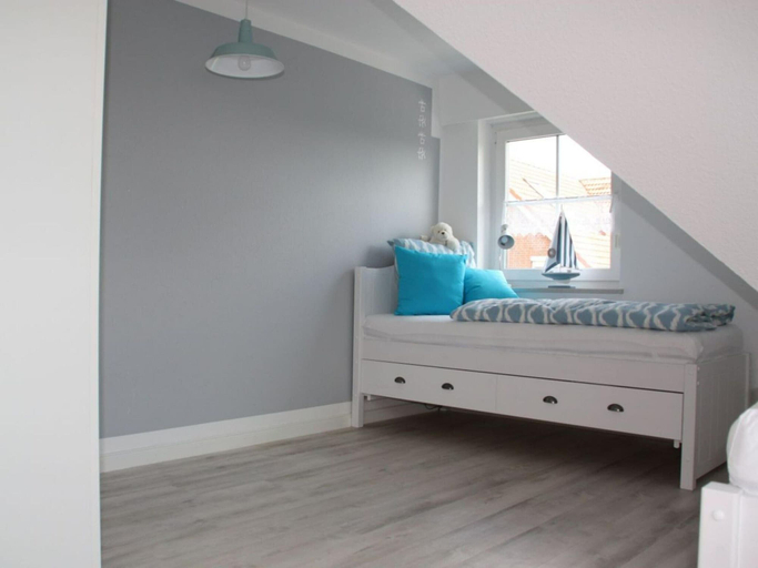 Bedroom 2, Holiday Home Family and dog, Wittmund