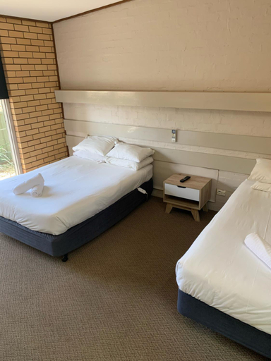 Bedroom 4, HOPETOUN COMMUNITY HOTEL MOTEL, Yarriambiack - North