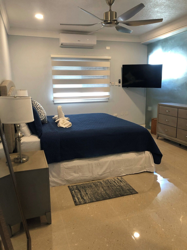 Bedroom 2, Palm BlossomJA Beach