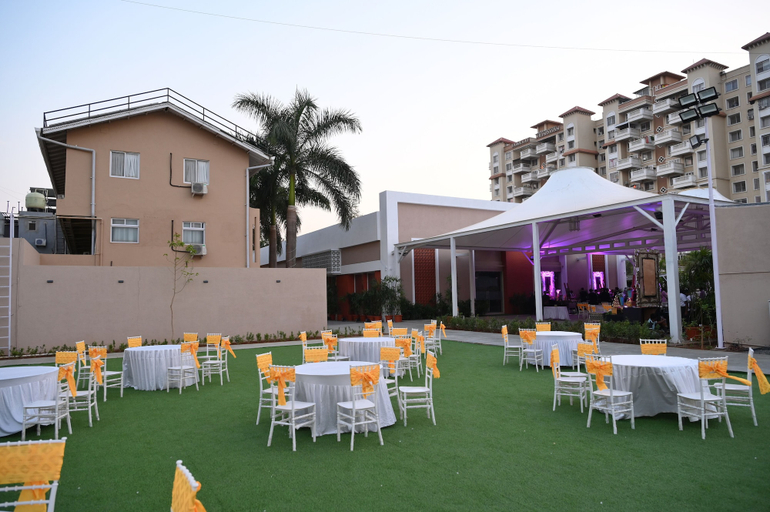 Food & Drinks, Hotel Haldi, Nashik