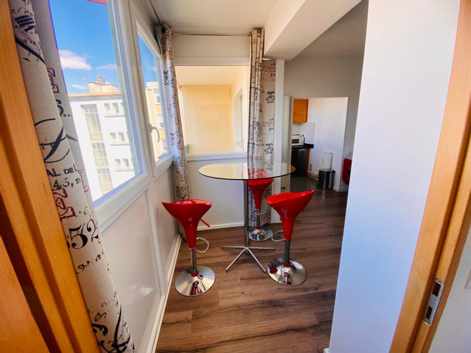 Exterior & Views 5, Soleil Couchant Balcon Parking Metz Gare Un-Sejour-a-Part, Moselle