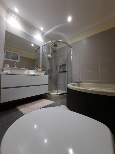 Bathroom 4, Casa del Mar - by Madeira Holiday Home, Ponta do Sol