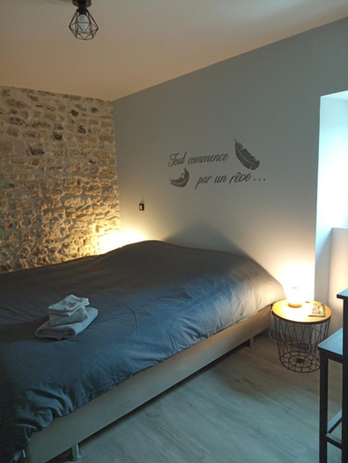 Bed, La poule aux oeufs dort, Deux-Sèvres