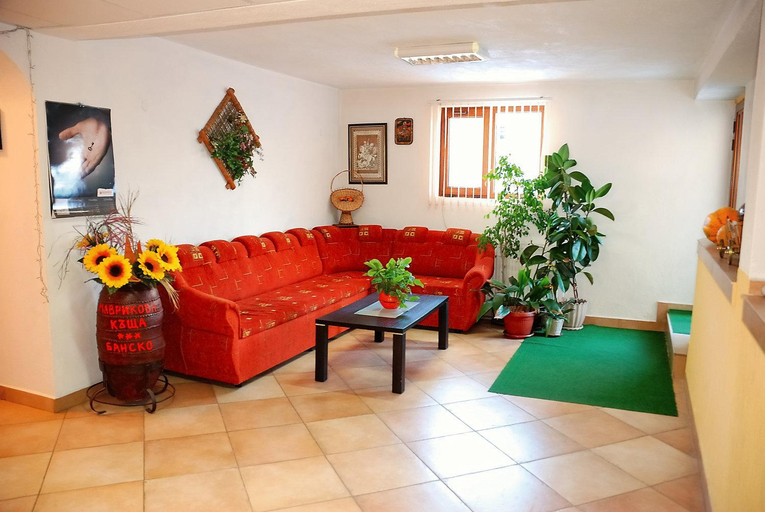 Public Area, Mavrikova Kushta, Bansko