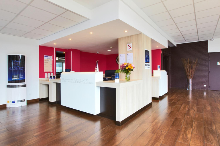 Public Area 2, Kyriad Viry Chatillon, Essonne