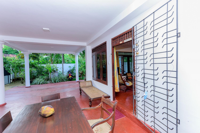 Others 4, Villa Guru Hikkaduwa, Hikkaduwa