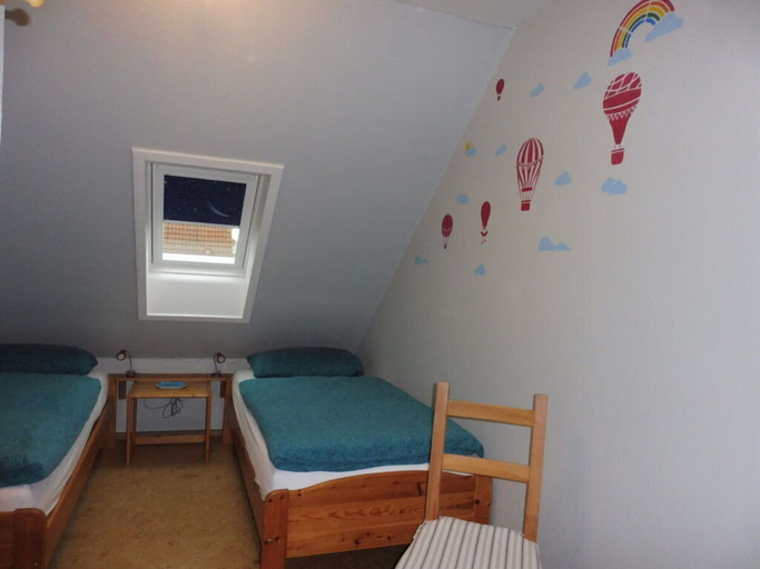 Bedroom 4, Lively Apartment in Nessmersiel, Aurich
