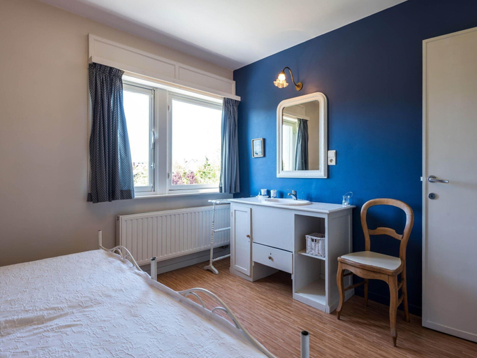 Room 4, Villa in St-idesbald Near Ster der Zee Beach, West-Vlaanderen
