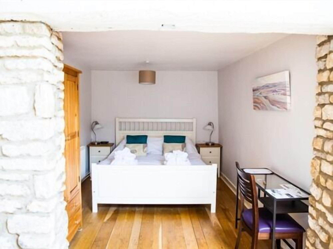 Bedroom 3, Wild Garlic Rooms, Gloucestershire