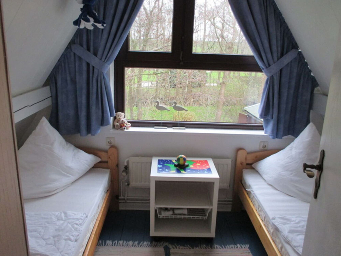 Bedroom 2, in the Achtern Diek Holiday Park, Wesermarsch