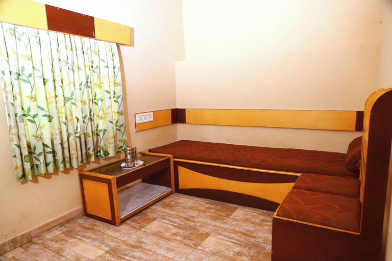 Bedroom 2, SSG COTTAGE, The Nilgiris