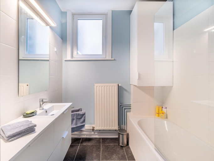 Bathroom, Apartment in Belgium Near the Beach, West-Vlaanderen