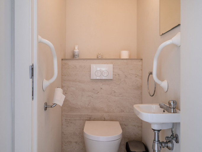 Bathroom 3, Apartment in St-idesbald Near the Sea, West-Vlaanderen