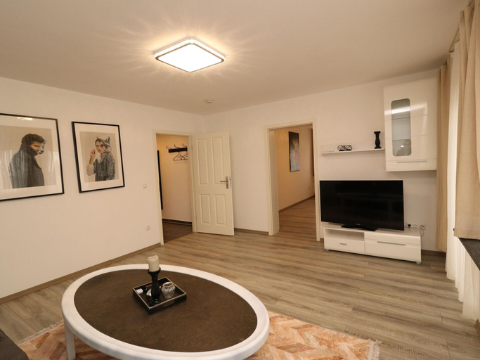 Others 3, Apartment in Essen for two With Private Terrace, Essen