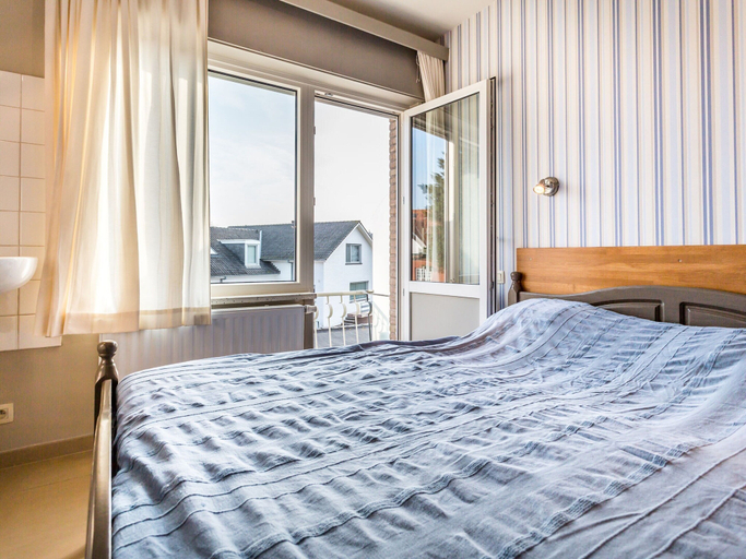 Room 2, Apartment in Koksijde Near the Beach, West-Vlaanderen