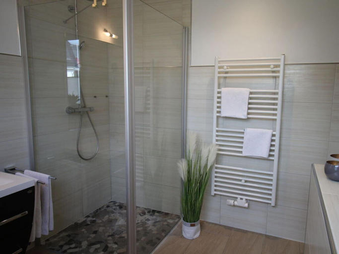 Bathroom 4, Casa Fortuna Modern Retreat, Mecklenburgische Seenplatte