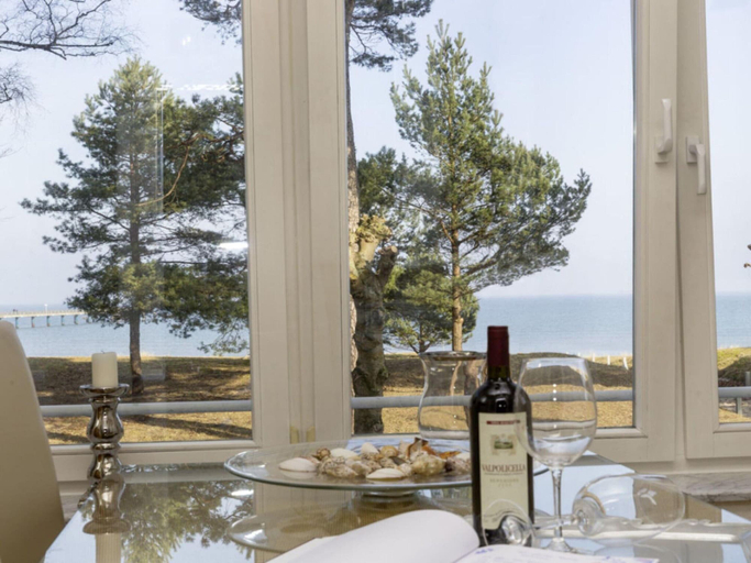 Dining 5, Sea Lymphony - in Villa Frigga, Vorpommern-Rügen