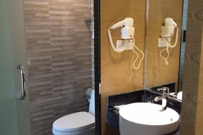 Bathroom 3, Mingjie Shanshui Hotel, Yongzhou