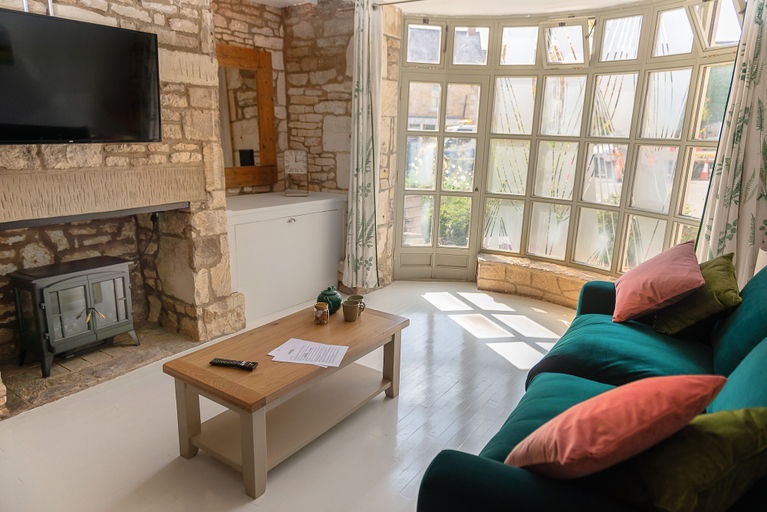 Others 5, Wild Garlic Rooms, Gloucestershire