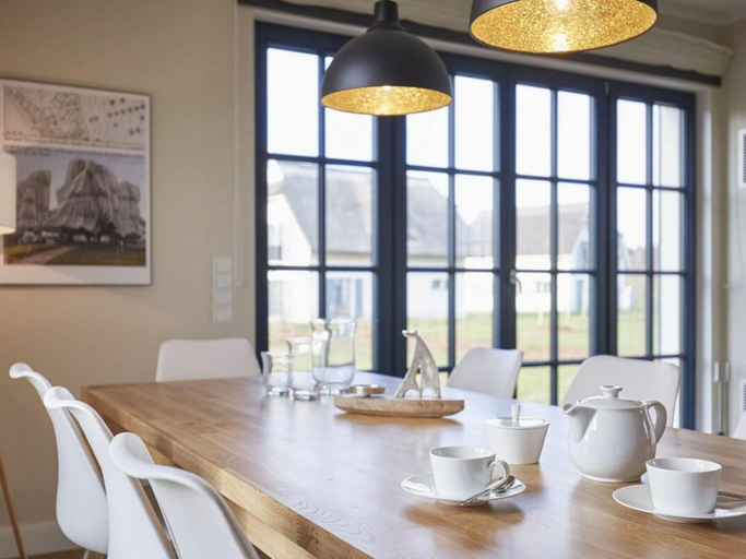 Dining 2, Thatched Villa With Sauna and Fireplace, Vorpommern-Rügen