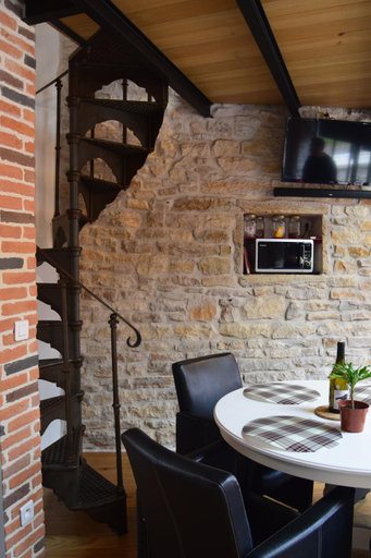 Dining Room 5