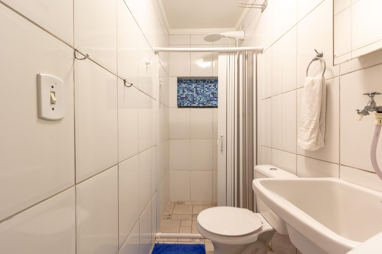 Bathroom 4, BH Studios Hotel Bras, São Paulo