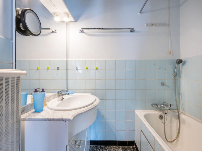 Bathroom, Santiago 2-3 Close to the sea and Center, West-Vlaanderen