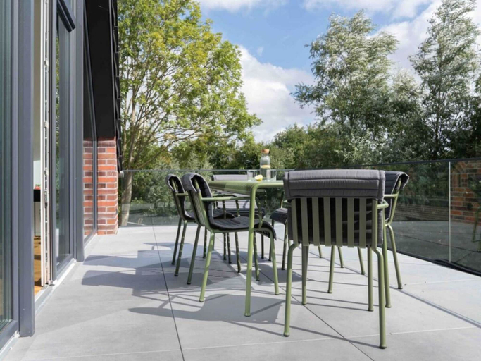 Dining 5, Harlepadd 3b Modern Retreat, Wittmund