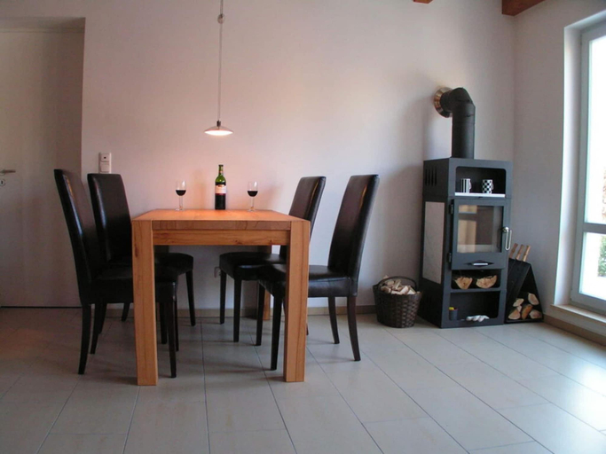 Others 5, Luxury Holiday Home With Sauna, Rostock