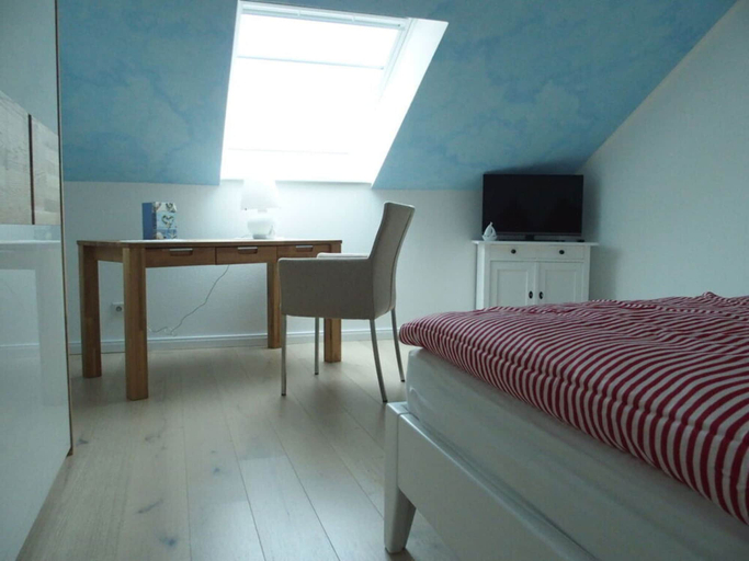 Room 4, Lutje Sandbank Modern Retreat, Aurich