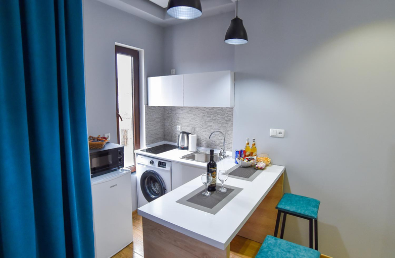 Others 5, Our Apartment, Tskaltubo