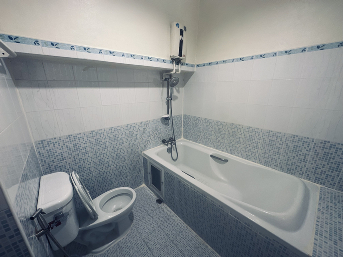 Bathroom 3