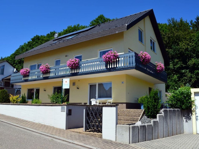 Exterior & Views 2, Palatinate Forest Comfortable Holiday Residence, Südliche Weinstraße