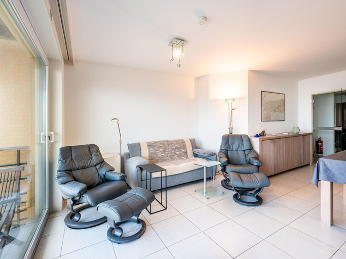 Others 4, Apartment in Nieuwpoort by the Seafront, West-Vlaanderen