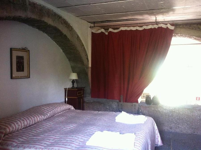 Bedroom 5, La Rocca della Rosa, Catania
