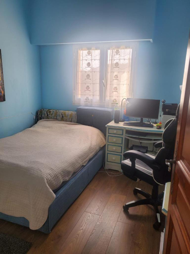 Bedroom 3, Luxurious, Quiet, and Peaceful, 3 floor villa, 5km from Monaco, Alpes-Maritimes