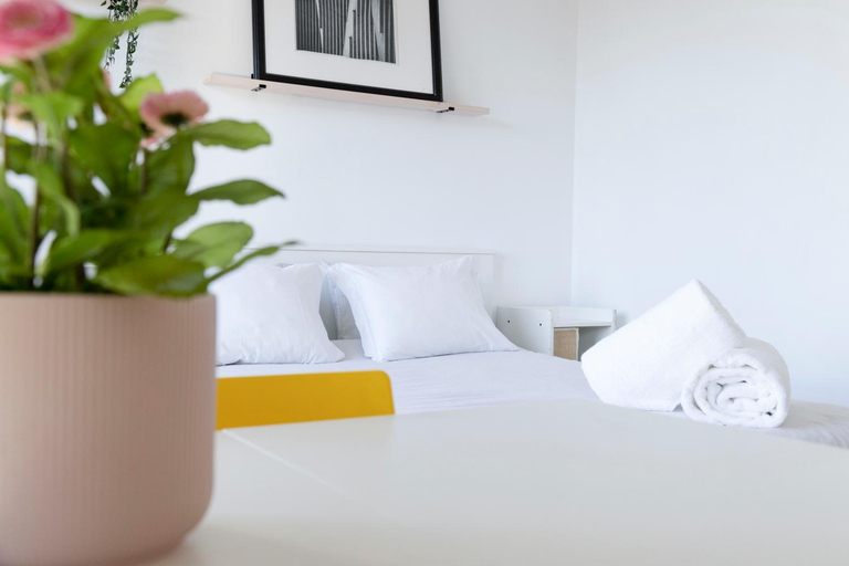 Others 5, Travel & Live Alegria Apartments, Porto
