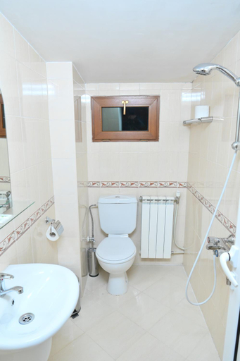 Bathroom 3, Hotel Rothmans-Breakfast - Free parking - Lobby, Bansko