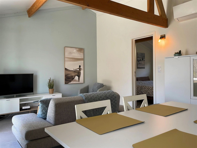 Private kitchen 5, Holiday Home in Koksijde Near Sint-andre Beach, West-Vlaanderen