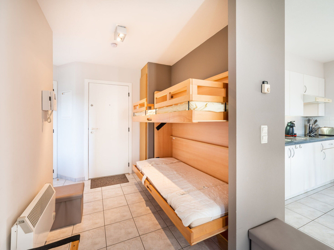 Others 5, Apartment in Koksijde Near the Sea, West-Vlaanderen