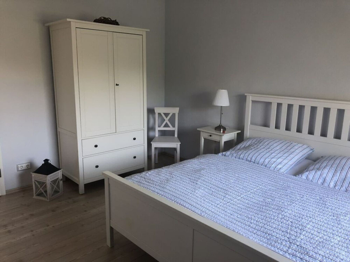 Room 3, Holiday Apartment at the Gondola Pond, Vogtlandkreis