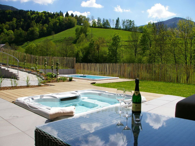 Others 2, Tasteful Apartment in Elzach-yach, Emmendingen