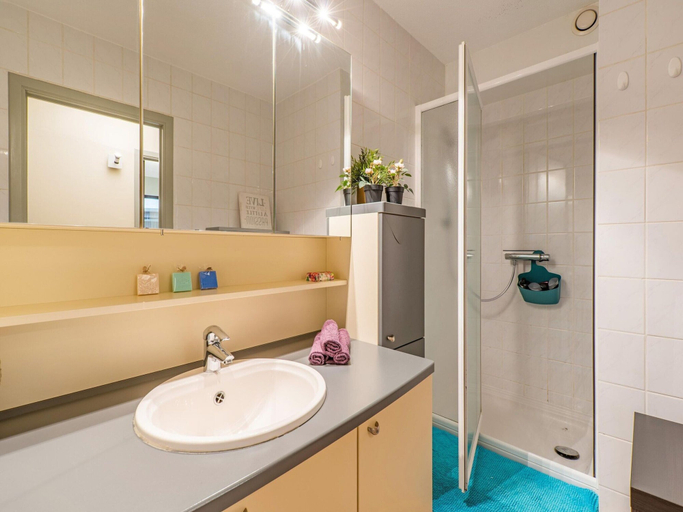 Bathroom 3, Luxury Stay in Blankenberge, West-Vlaanderen