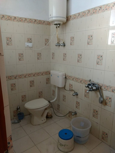 Bathroom, Goroomgo Hotel Aashirwad Katra, Reasi