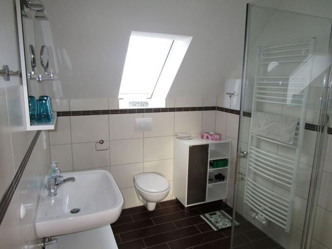 Bathroom 3, Holiday Home Wangermeer, Friesland