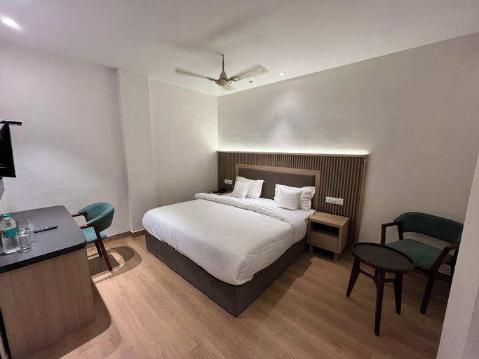 Bedroom 6